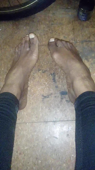 Don't You Like Pretty Feet? Foot Fetish thumbnail