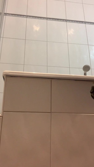 Wanking with black Hands