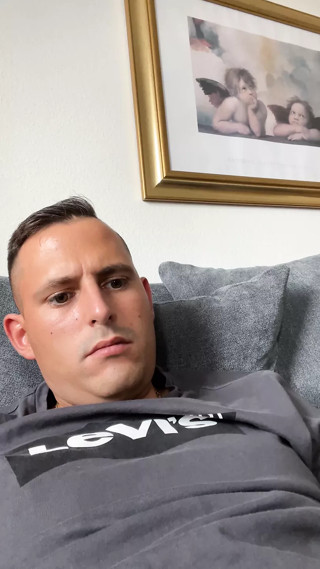 German twink boy jerks off his smegma penis and licks his cheese until he cums (Show my sexy feet)
