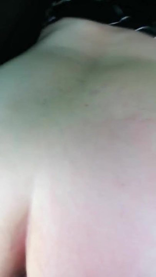 Nonna Rumena che gode come una vacca