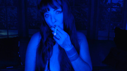 Flashy Smoking Goddess