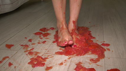 Hot Latina Tramples on Tomatoes and Gets Her Beautiful Feet Dirty!