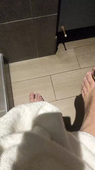 Gym shower, dry and cared for feet