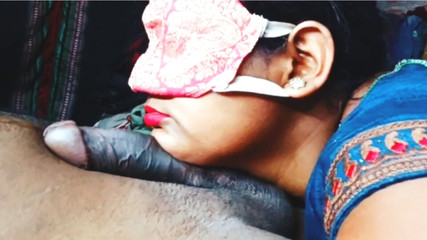 The Indian wife took out the water from her mouth. Indian Oral Sex.