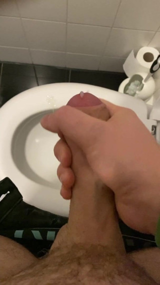 Last cumshot in 2020 at work