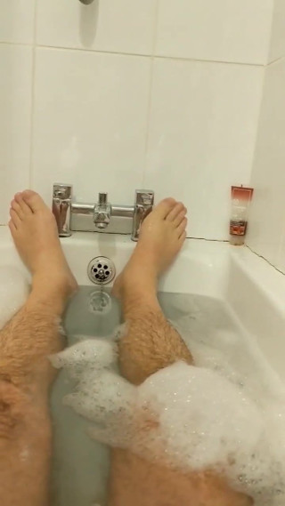 Master GHZ - Mature friend feet