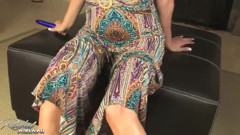 Rachel gets super wet from new vibrator