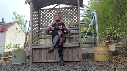 Sissy clit rub outdoors in the garden thumbnail