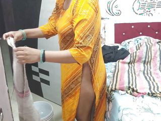 Mallu Maid Pinki Hot Sex in Pink Kurti with Owner