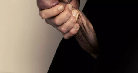 Husband brings himself to orgasm with a big dildo
