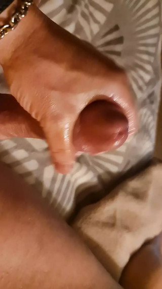 Wanking with Cumshot