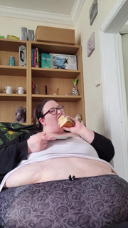Mmm cake