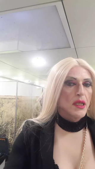 Mature Crossdresser