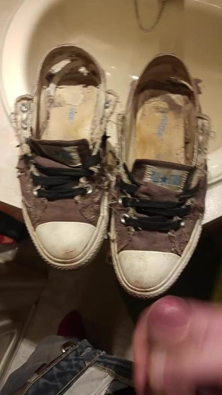 Cumming converse sneakers
