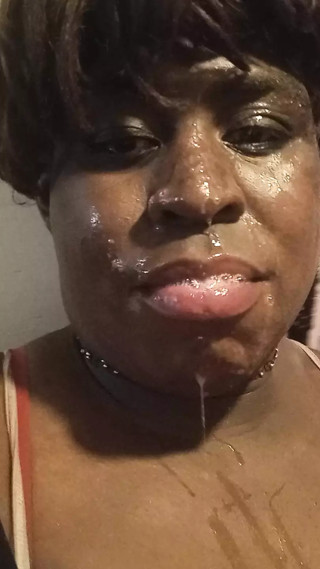 Anoniema Rose's Slutschool - Dirty orange piss gargling thumbnail