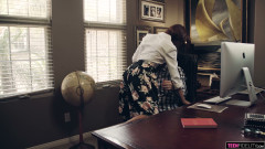 TEENFIDELITY Vanna Bardot Is The Perfect Office Assistant
