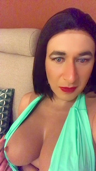 Marcela Dias teasing