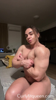 Can you endure this black muscle mommy