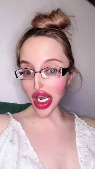 /beam/67a86308cc498f247e8f6c91