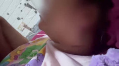 Grabe ang ingay ni tita, habang nakadiin si junior