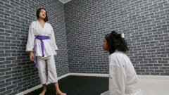 Karate Fight Top Girls
