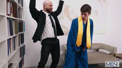 MEN - Joey Mills Flashes His Cock For Professor Brody Meyer And Gets A Taste Of His Cum On Graduation Day