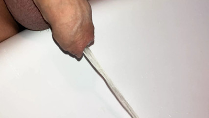 Pee