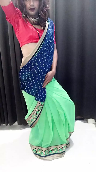Wearing hot green saree teej celebrate thumbnail