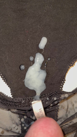 Cum on wife's panties 52