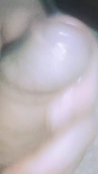 COLOMBIAN WITH A BIG DICK Jerking off for you