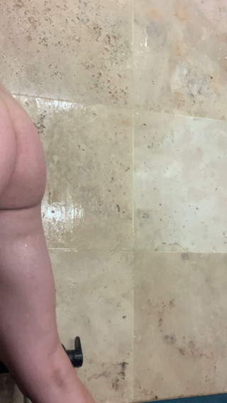 Grospenix's thick cum sticks to my break