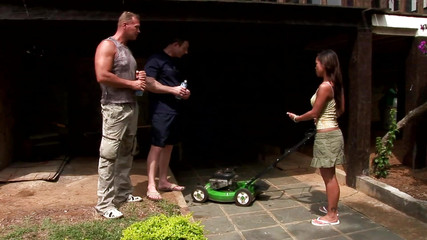 Threesome sex with Jade Sin a whore born in Asia has her