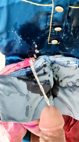 Pissing and Handjob with grey satin saree of chachi (65)