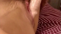 Amateur Fists Her Wet Pussy Then Toys Deep
