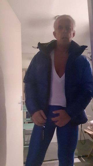 Cuming home, after being at the gym watching some hunks