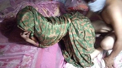 Indian desi village ki bhabhi ki jungle chudai