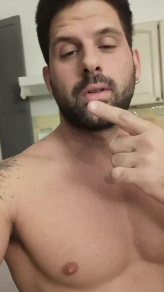 STRAIGHT MAN SHOWING HIS ASS