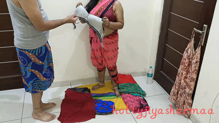 Desi sales girl fucked by unknown person when selling