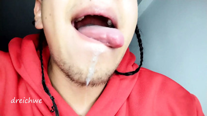 Bright saliva