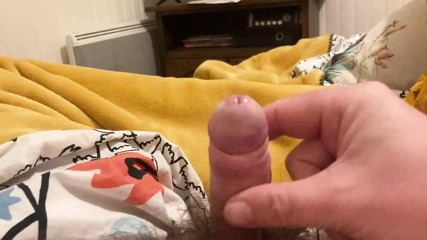 Little cock jerk off with two fingers , moanning, sph in french and cumshot