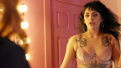 TRANS ANGELS - Maeve Rose's Boyfriend Lets Her Down, But Evie Envy Gives Her The Facial She Craves