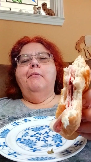 Eating a Bolo Sandwich Roll for the Fat Girl Eating Fans!