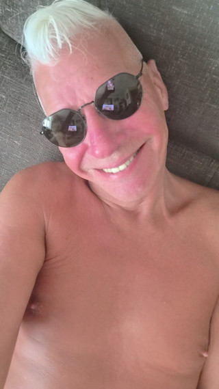 Hot gay cock and sexy gay balls.