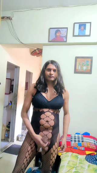 Zoya Shezadi Indian Punjabi Salwar Suit Me Wear Part 2 in Badroom thumbnail