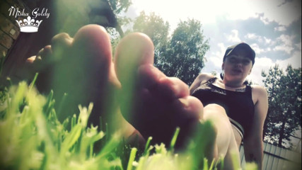 Outdoor foot fetish dangle