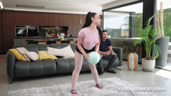 Private com - Do you want to see Isabella Angelina, my dad's secretary, getting soaking wet?