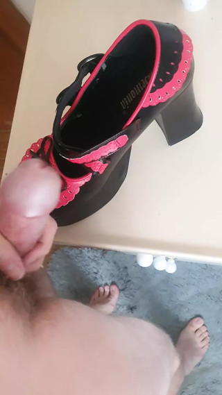Fuck and cum on used demonias