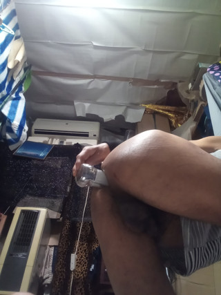 osiri tikubi    Put a thick thing in the hole in the butt, part 2