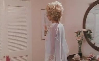 Leslie Easterbrook boobs