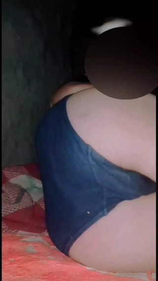 Hot 🔥 desi asian girl masturbating video no one at home masturbating taking advantage of it